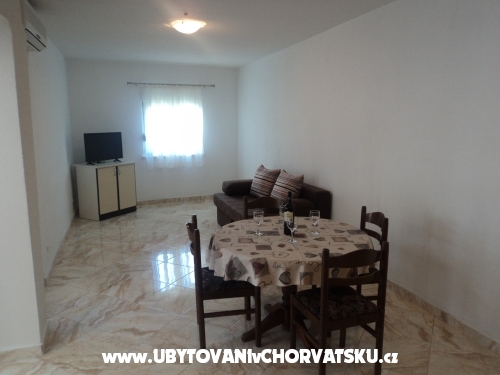 Appartementen Vukelja - Marina – Trogir Kroatië
