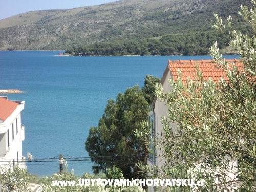 Apartmny Vukelja - Marina  Trogir Chorvtsko