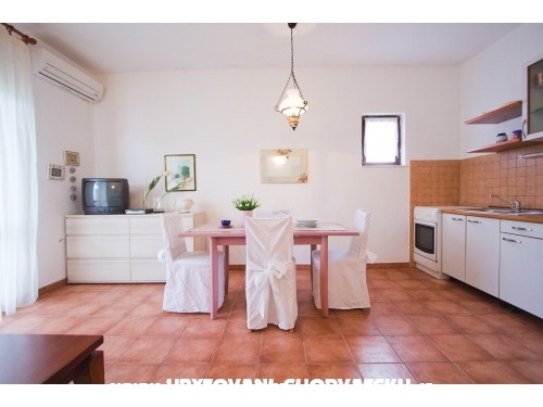 Apartmny Mango - Marina  Trogir Chorvtsko