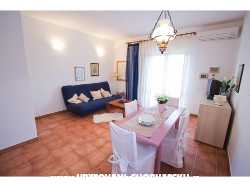 Apartmny Mango - Marina  Trogir Chorvtsko