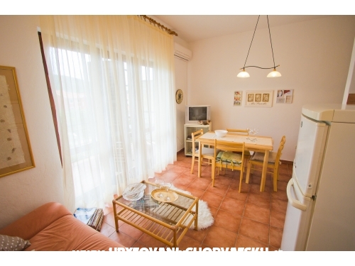 Apartmny Mango - Marina  Trogir Chorvtsko