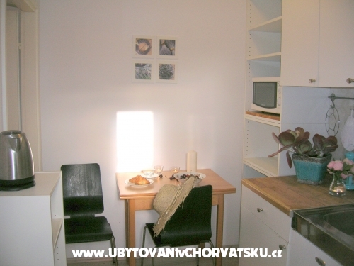 Apartmaji Mira &amp; Vinko - Marina – Trogir Hrvaška