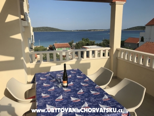 Apartamenty Sevid - Vučica - Marina – Trogir Chorwacja