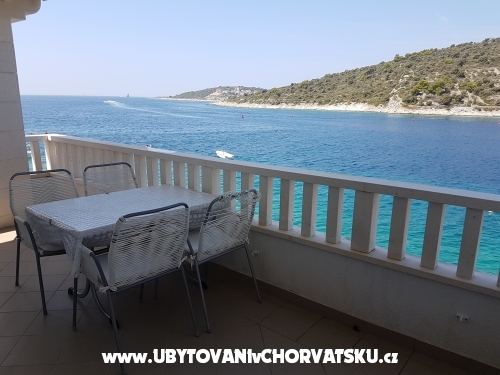 Apartamenty Vlade - Marina  Trogir Chorwacja