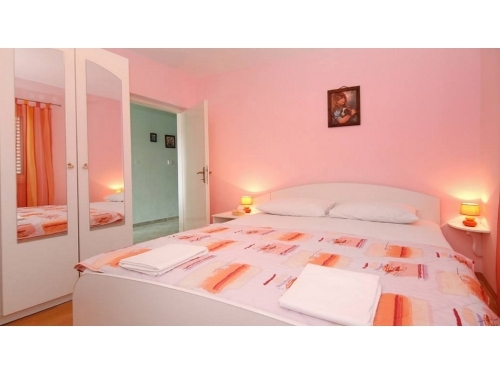 Korulanka Apartmanok Poljica-Marin - Marina  Trogir Horvtorszg