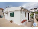 Studio i Ferienhaus Maestral - Marina  Trogir Kroatien