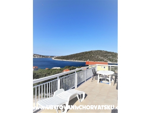Villa Rosa - Marina – Trogir Chorvatsko