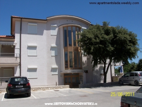 Apartments Lada - Medulin Croatia