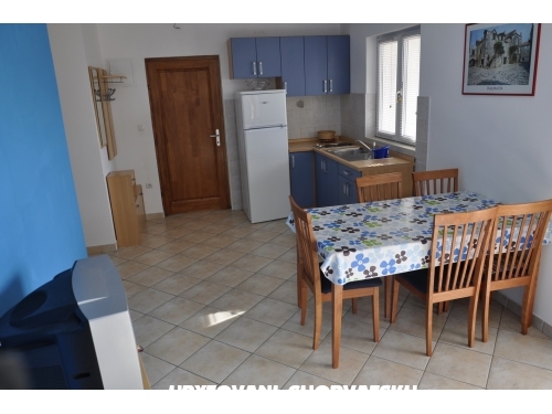 Apartmanok Antica - Murter Horvtorszg