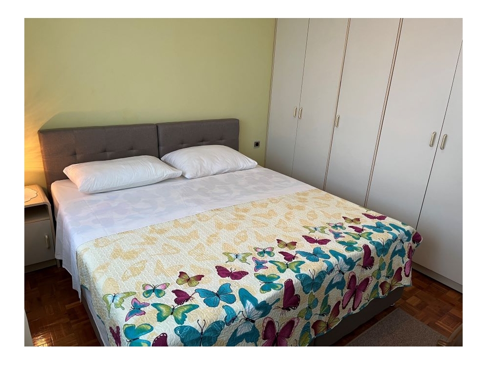 Apartmaji Peki - Nin Hrvaka
