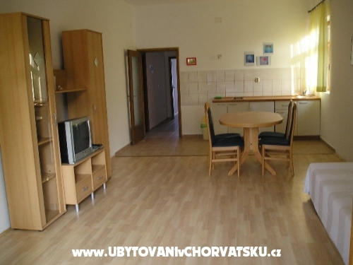Apartmaji Venka Kalmeta - Nin Hrvaška