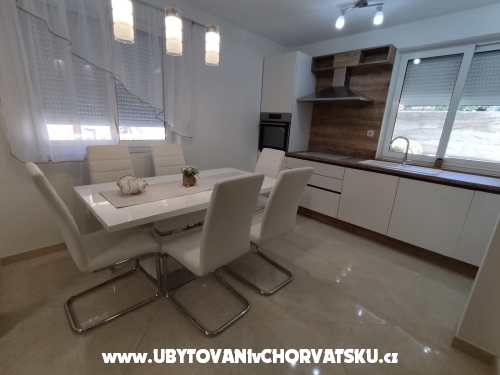 Apartmanok DUKA - Novi Vinodolski Horvátország