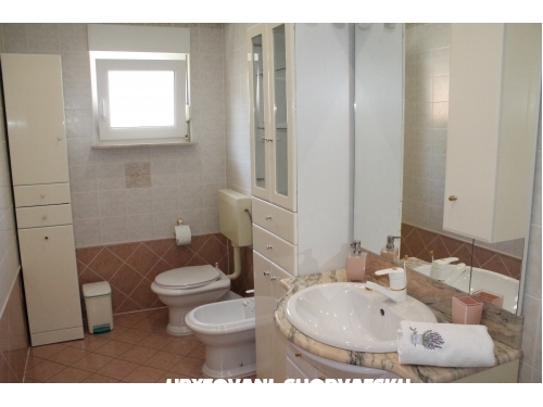 Apartmani Ivica I Julija osi - Omi Hrvatska