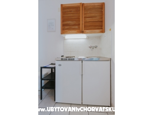 Appartements Daniela - Omi Croatie