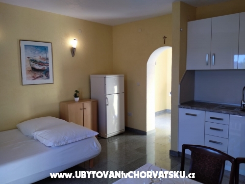 Apartments Delfin Stanići - Omiš Croatia