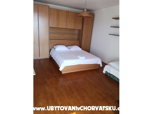 Apartmny Filip - Omi Chorvatsko