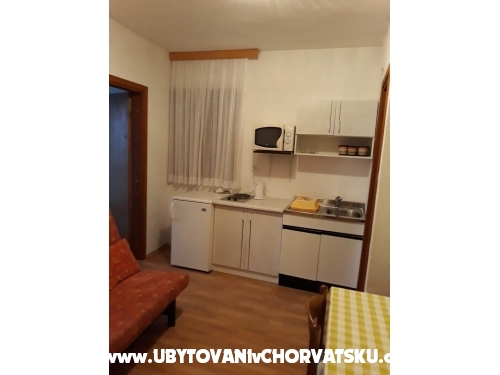 Appartements Iko - Omiš Kroatien