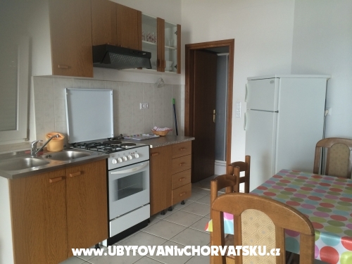 Apartments Ivanka - Omiš Croatia