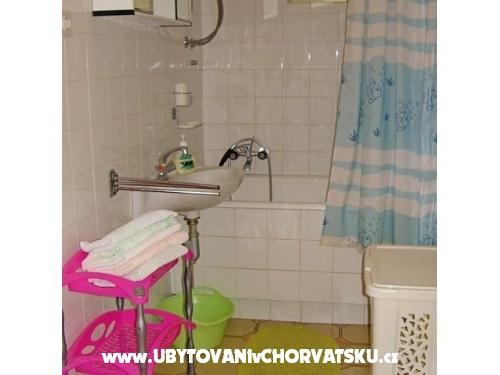 Appartements Mirjana - Omi Croatie