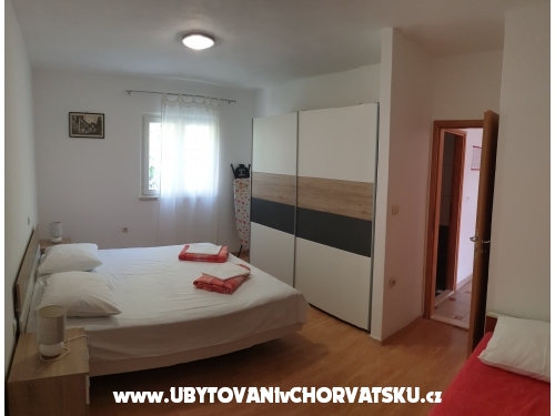 Apartments Neda - Omiš Croatia