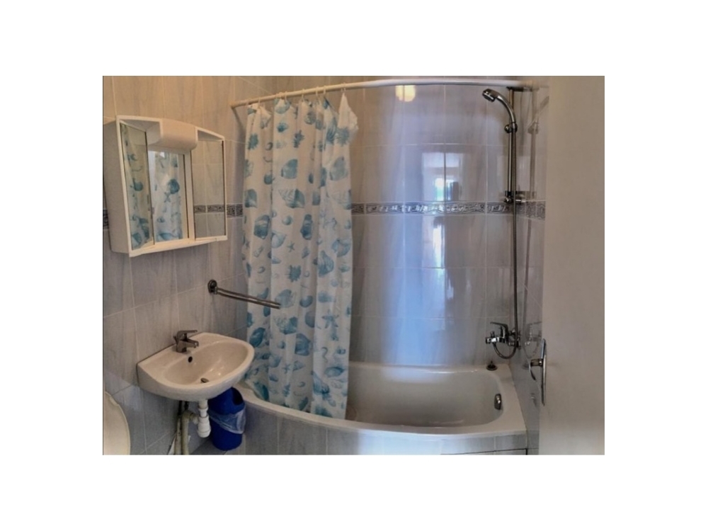 Apartmny Paris - Omi Chorvtsko
