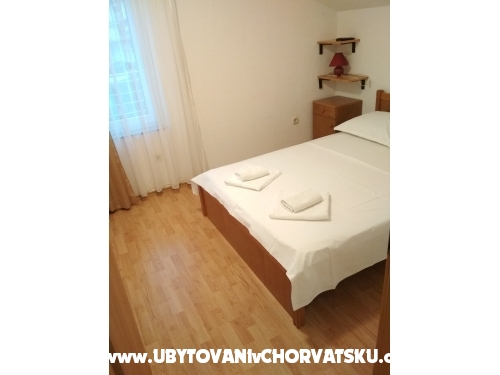 Apartmny Mihovil - Omi Chorvtsko