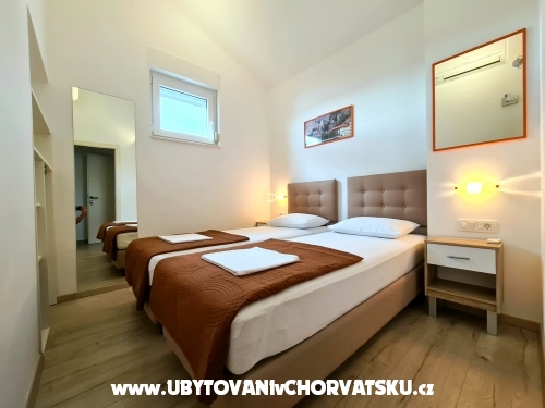 Apartments Peter - Omiš Croatia