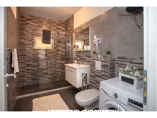 Appartementen Teni - Omi Kroati