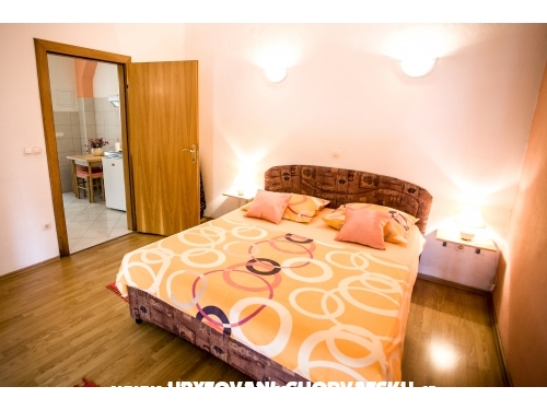 Appartementen Teni - Omi Kroati