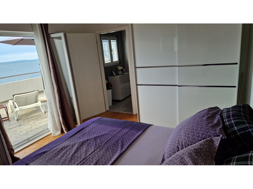 Appartementen Teni - Omi Kroati