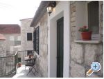 Apartment Smokvica apartmani Omiš smještaj Hrvatska
