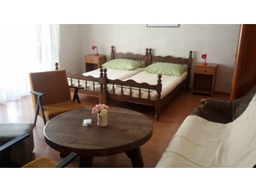 Apartmaji Cetina - Omi Hrvaka