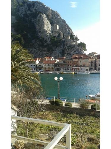 Appartements Cetina - Omi Croatie