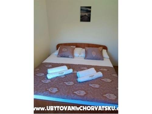 Apartmny LIKI - Omi Chorvtsko