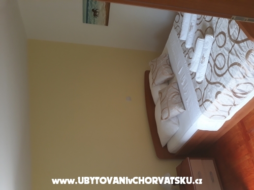 Apartmanok LIKI - Omi Horvtorszg