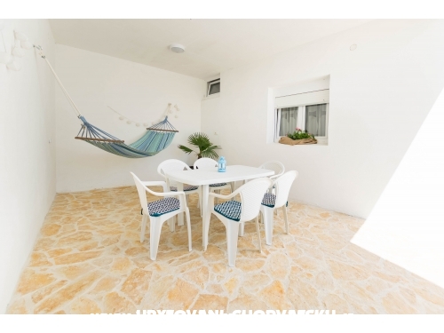 Apartamenty Mara - Omi Chorwacja