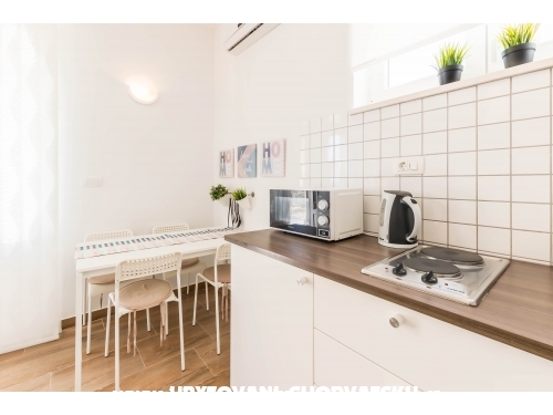 Apartmani Mara - Omi Hrvatska
