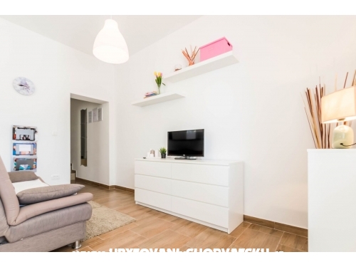 Apartmani Mara - Omi Hrvatska