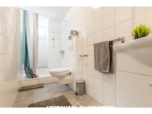 Apartmani Mara - Omi Hrvatska