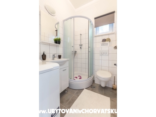 Apartmani Mara - Omi Hrvatska