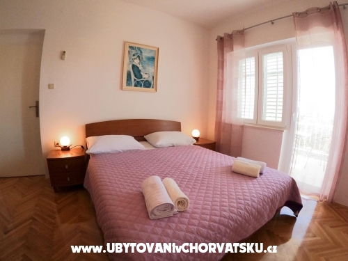 Appartementen Nikola Škarica - Omiš Kroatië