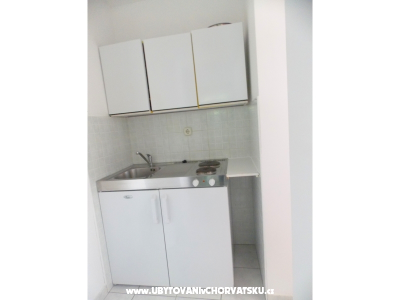 Apartamenty Nikola karica - Omi Chorwacja