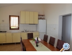 Apartmn Vesela - Omi Chorvatsko