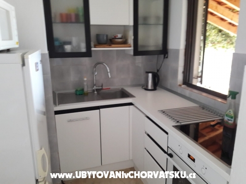 Apartment Vesna - Omi Croatia