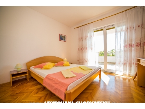 Apartments Zora - Omiš Croatia