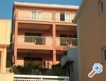 Apartmani Tomic apartmani Omiš smještaj Hrvatska