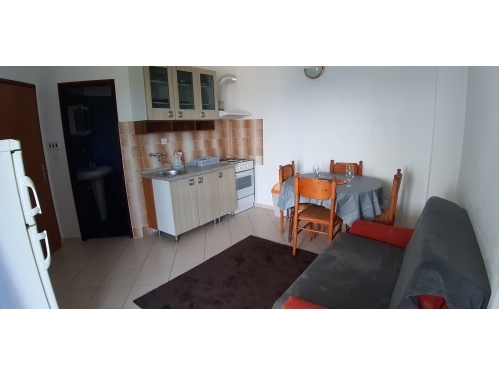 Apartmny Marijana ari - Omi Chorvtsko