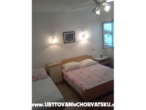 Apartmny Marijana ari - Omi Chorvtsko