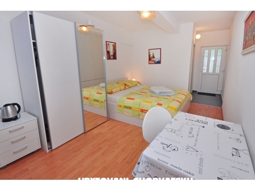 Villa Zorka - Omi Croatia