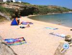 Apartments Satrak ostrov Pag